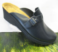 rohde 1472 navy blue step in at half price