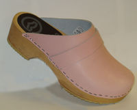 clogs wood sole  pink upper